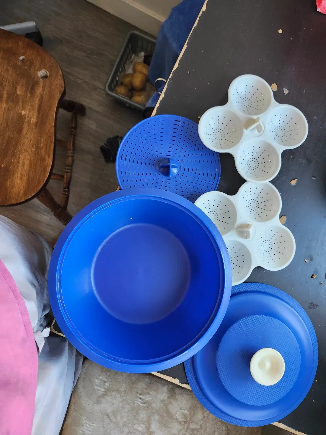 Blue and White Steamer Set