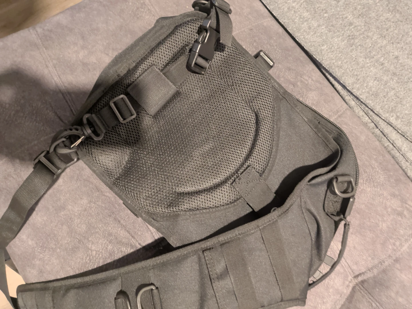 Cross body backpack. Brand new - photo 2