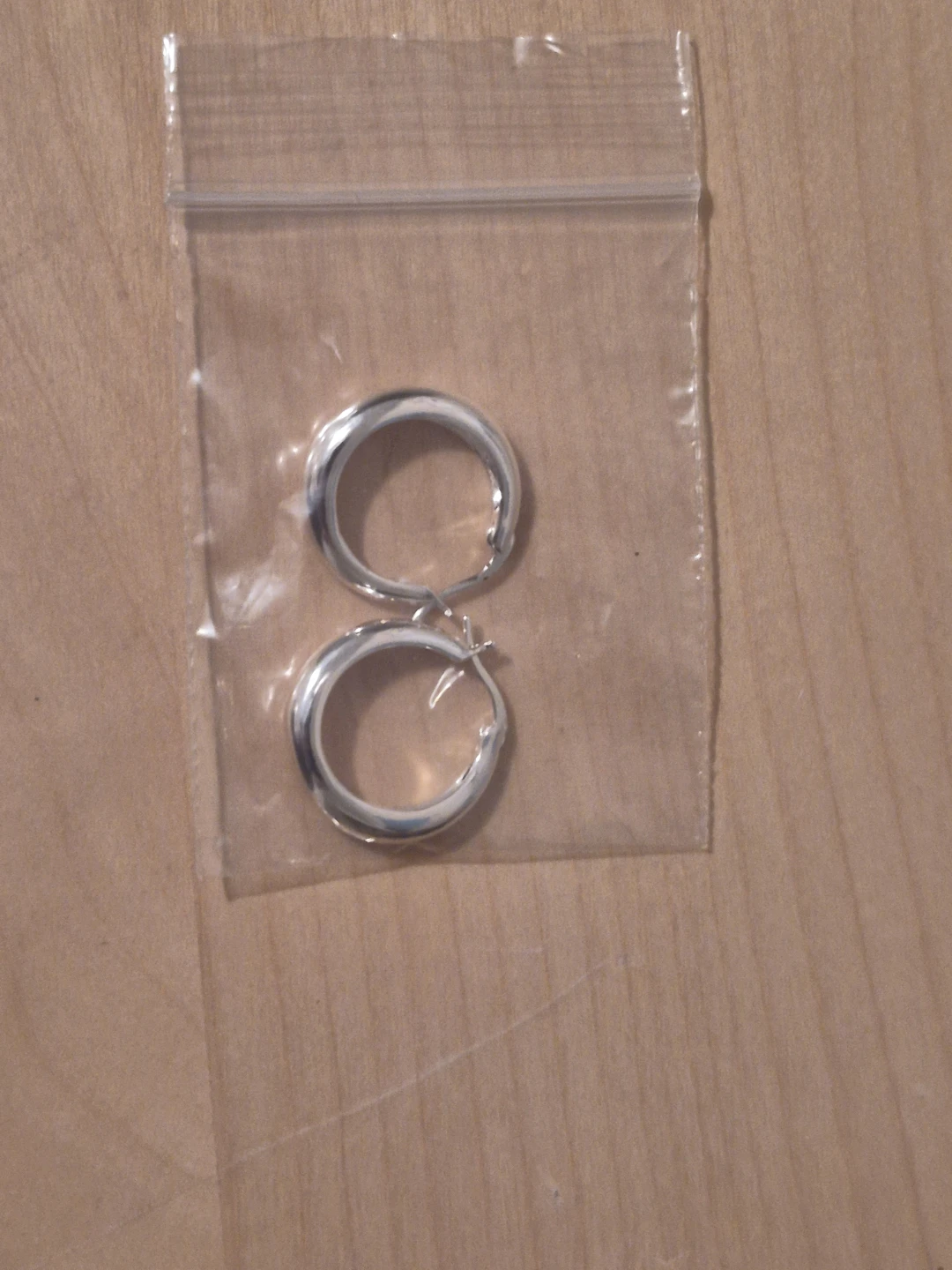BN)Silver Plated Hoop Earrings