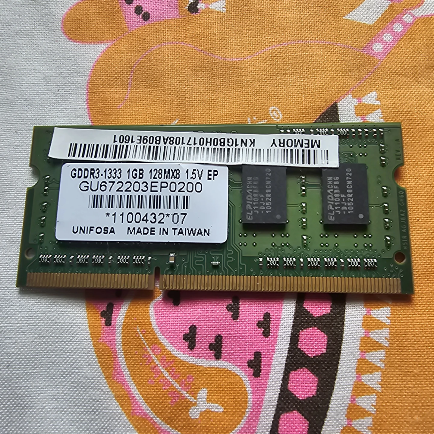 UNIFOSA GDDR3 1GB DDR3-1333 Memory Module