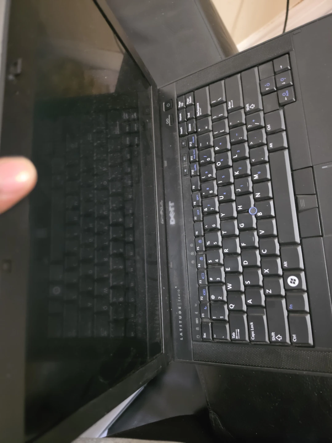Old laptops from company giveaway - photo 4