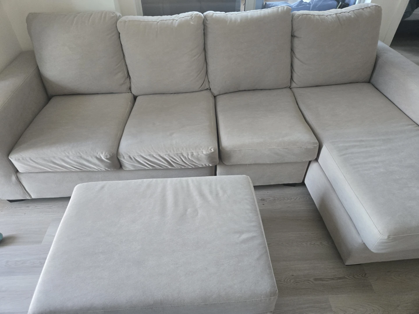 Sectional Sofa with Ottoman - photo 3