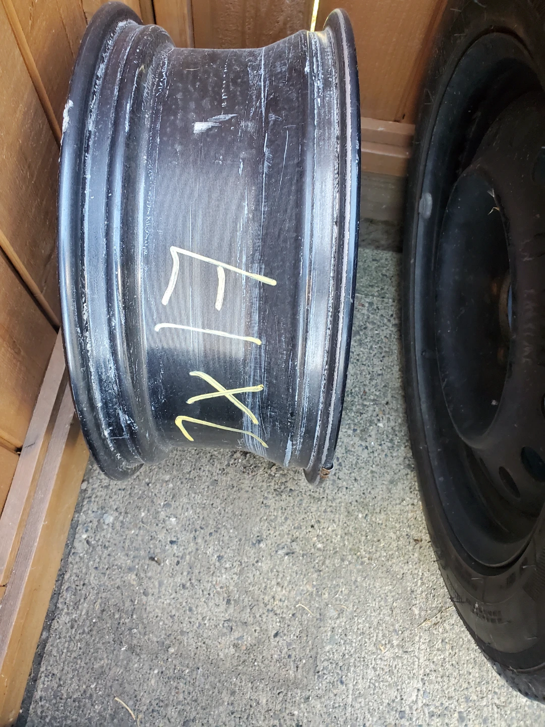 Hyundai Alloy Wheel Rim - photo 2