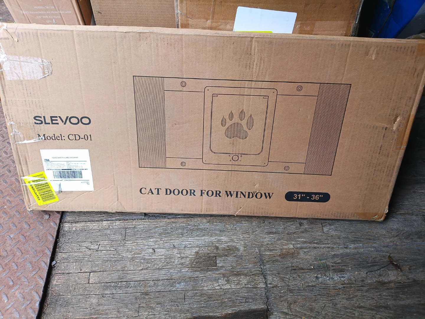 Sleevoo Cat Door for Window 32"-36" - photo 2