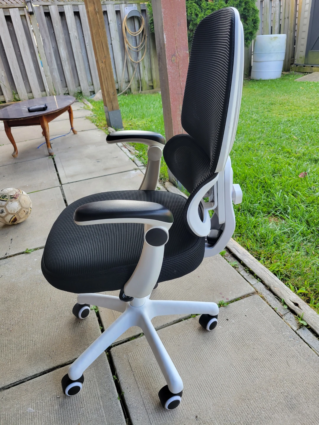 Ergonomic Mesh Office Chair - photo 3