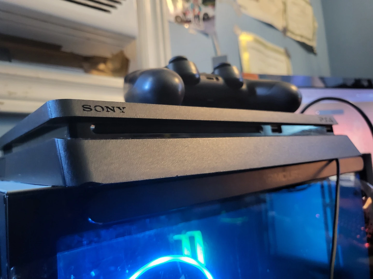 PS4 Slim