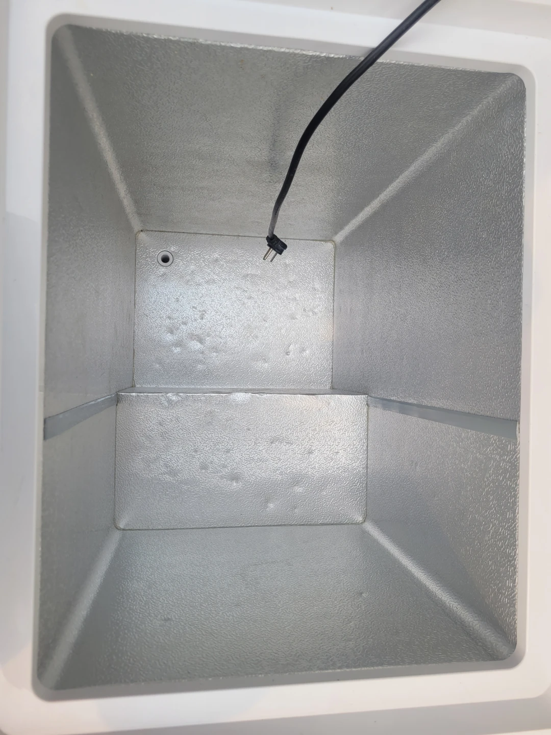 Apartment size Danby Chest Freezer 3.8cuft - photo 4