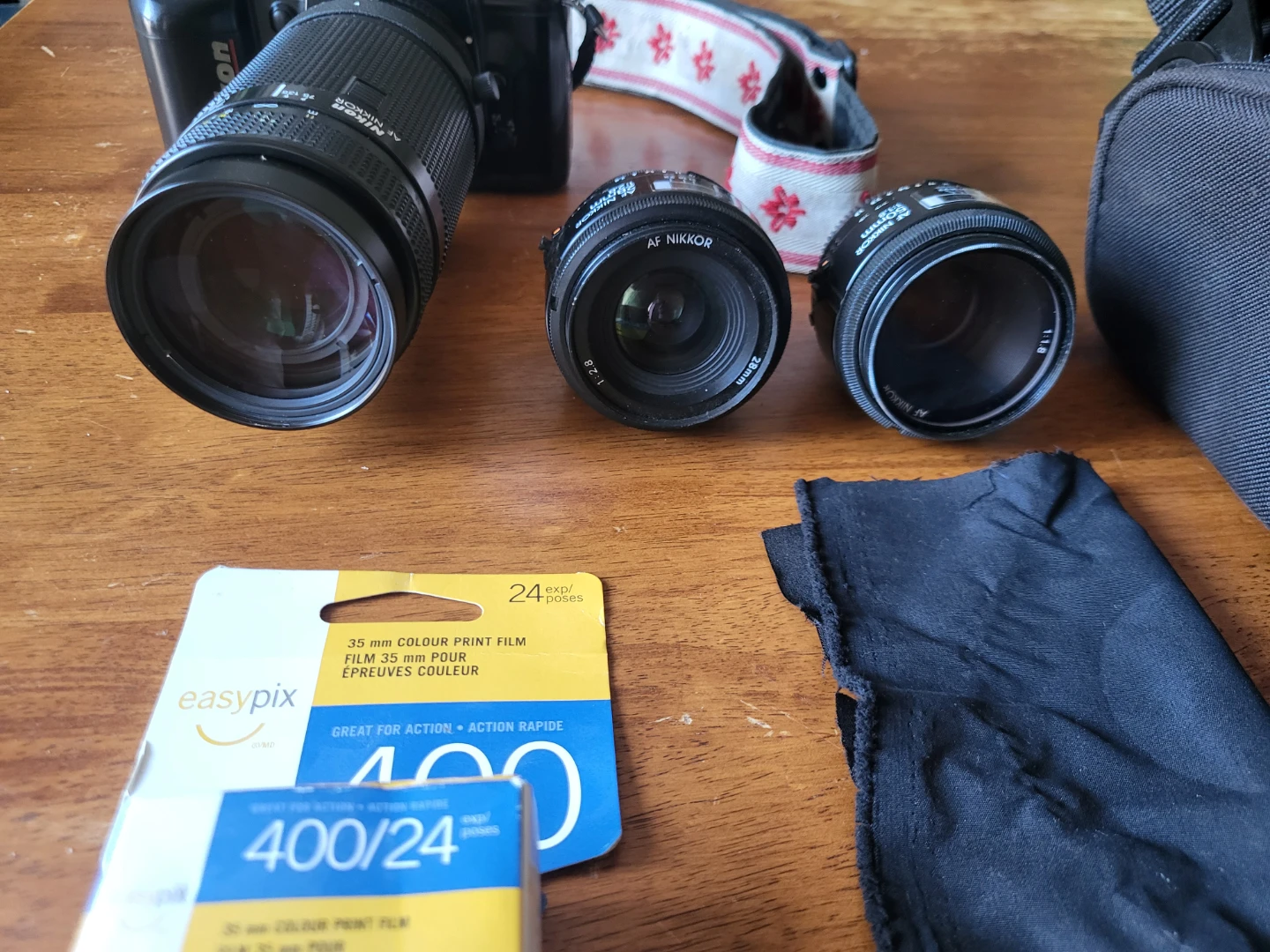 Nikon F-401 SLR with Accessories - photo 4