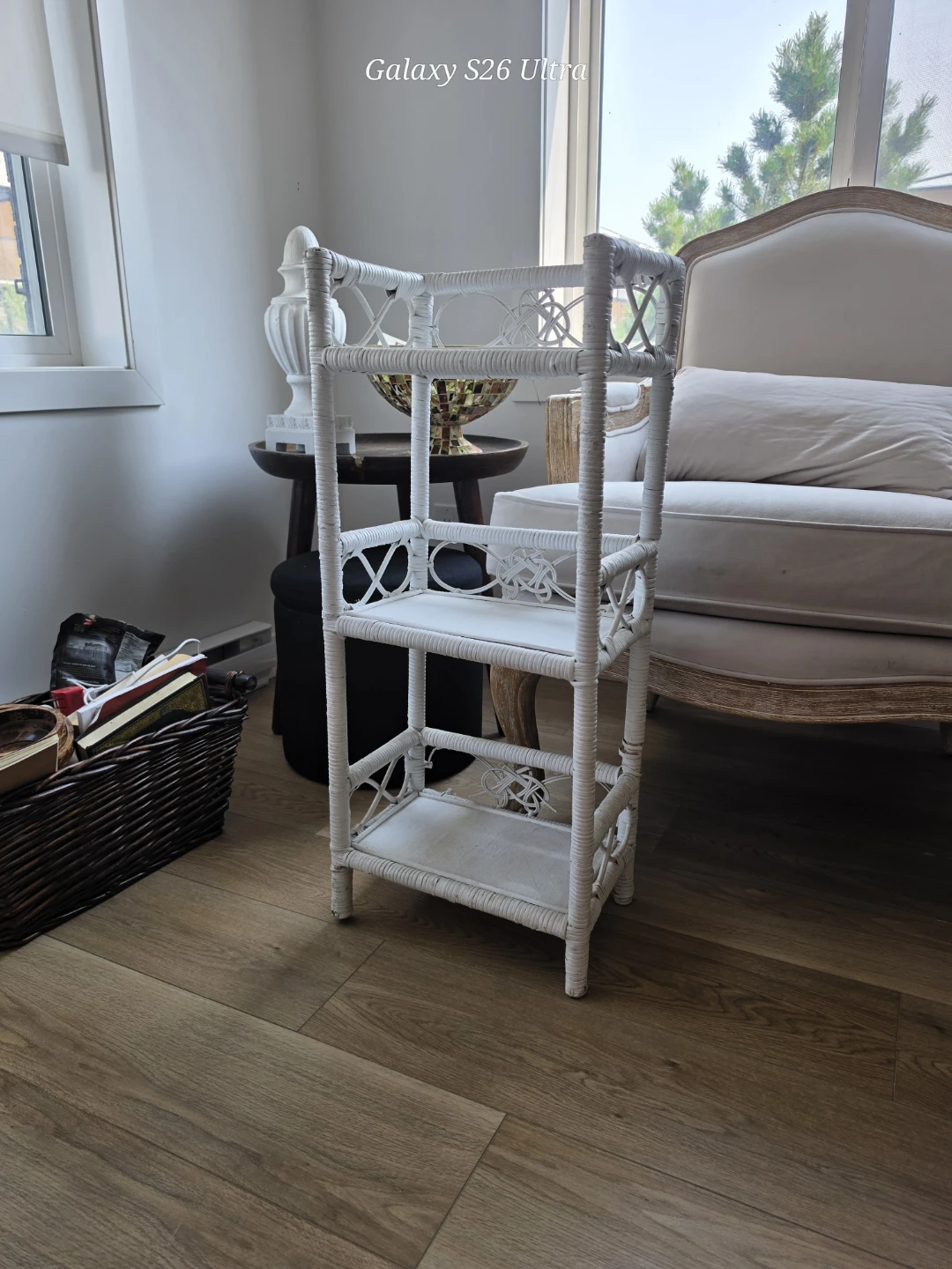 White Wicker Tiered Shelf - photo 4