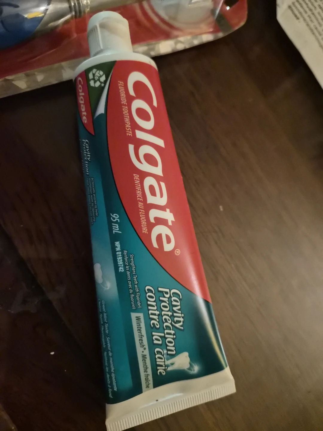 Colgate 360 Optic White Platinum Toothbrush & Toothpaste - photo 2