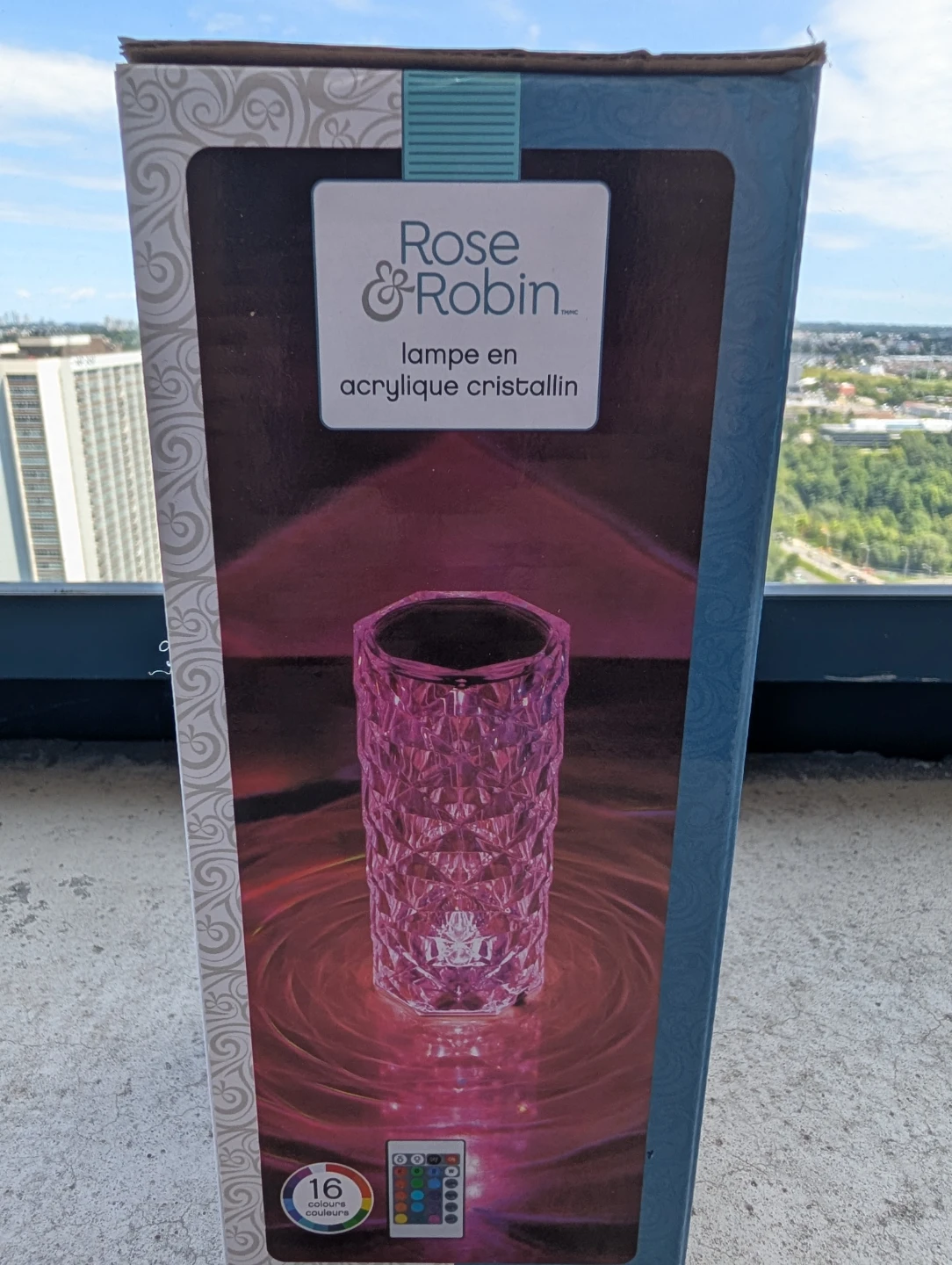 Rose & Robin Acrylic Crystal Lamp with Remote (Brand new) - photo 3