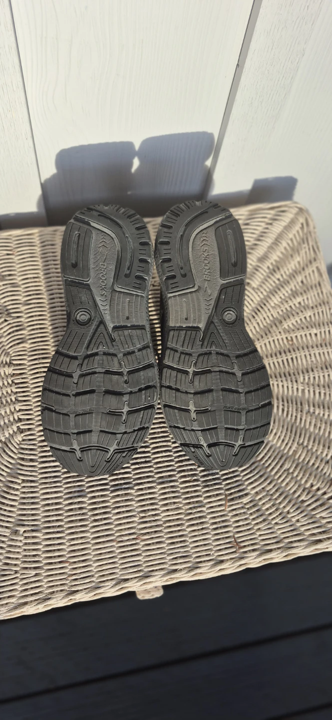Brooks Ghost 16 Running Shoes - Size 11 - photo 4
