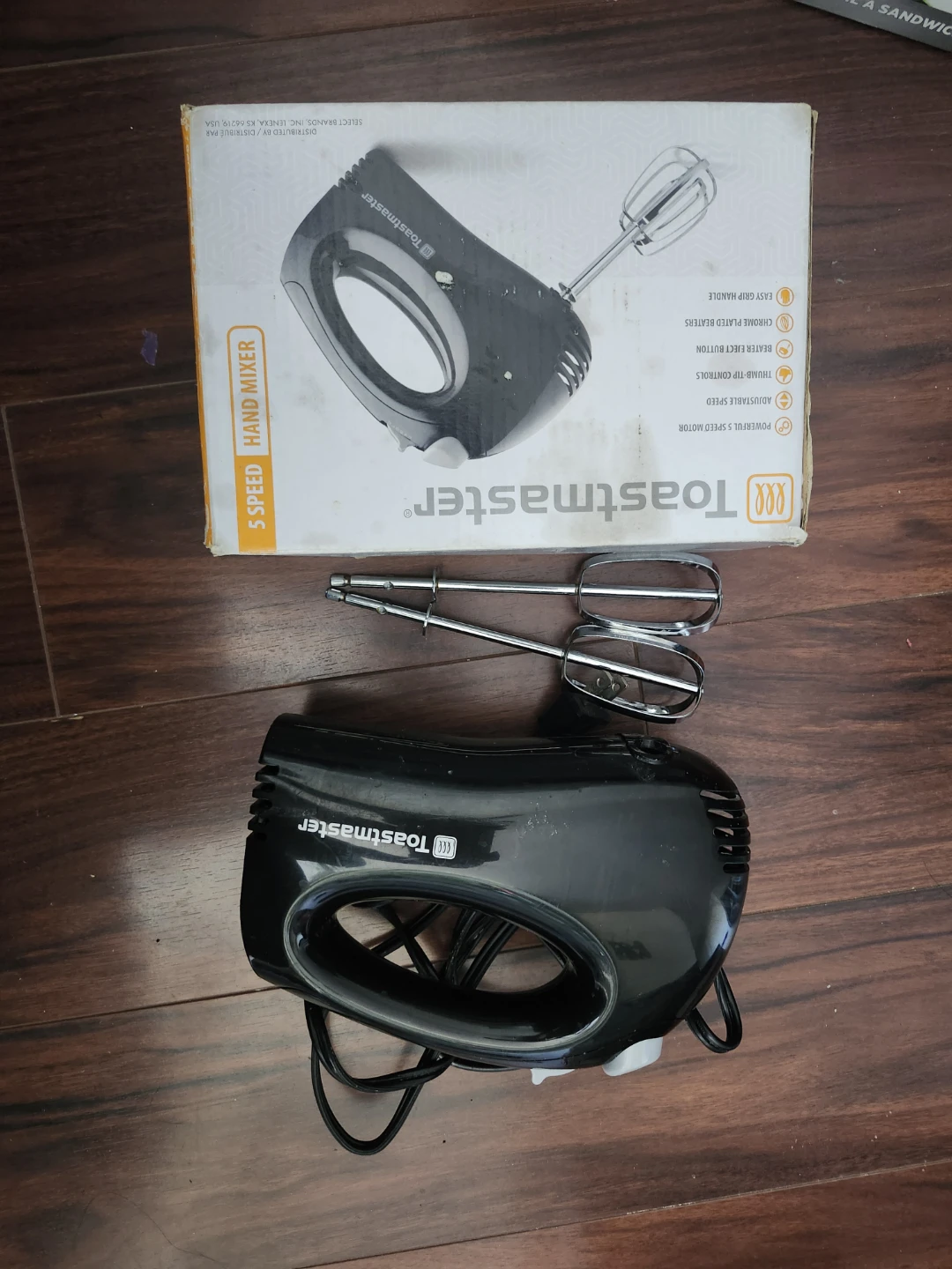 Toastmaster 5 Speed Hand Mixer - photo 4
