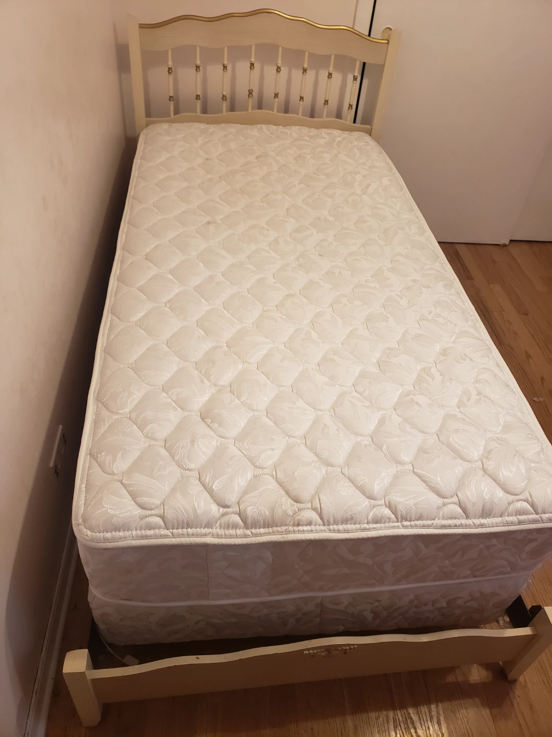 Twin Bed Frame with Mattress