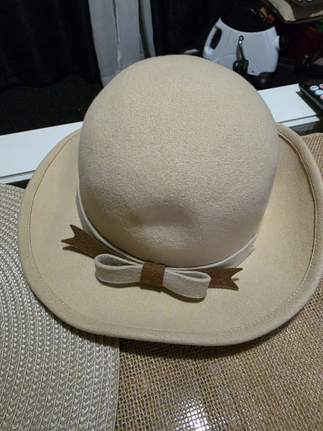 Stylish Kensie cloche hat - photo 2