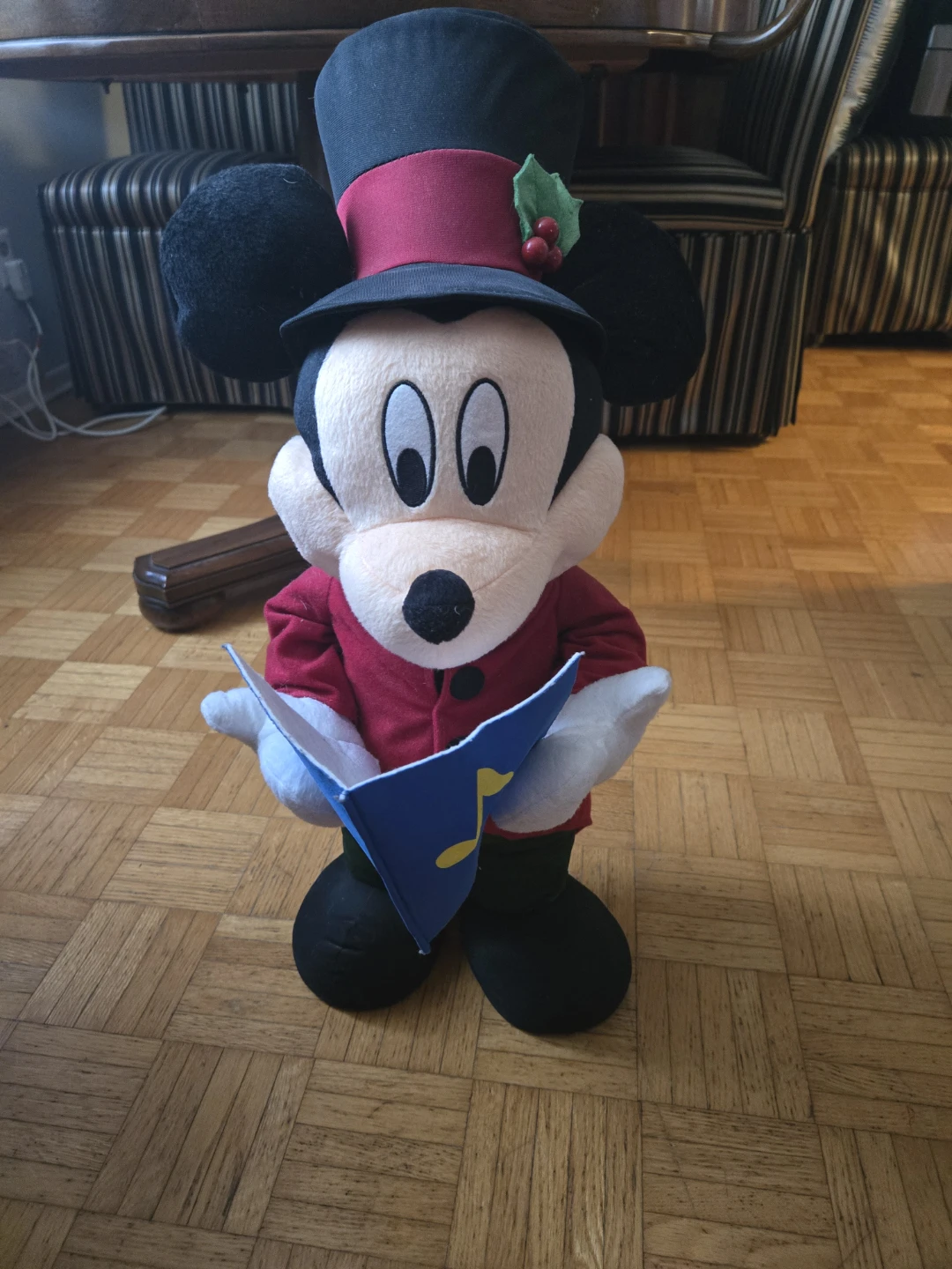 Disney Mickey Mouse Caroler Plush Toy - photo 2