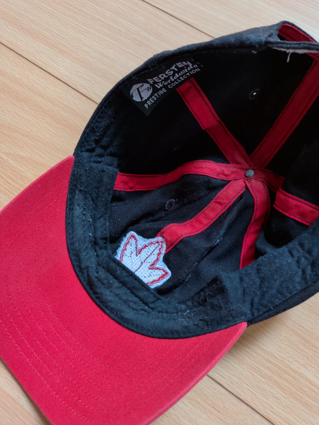 Fersten Worldwide MBNA.ca Maple Leaf Baseball Cap - photo 2