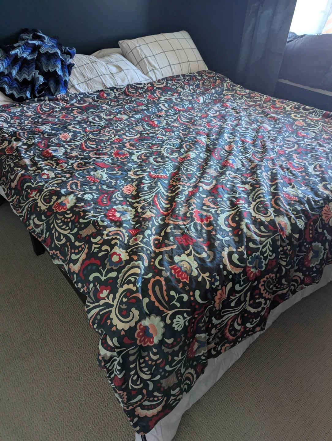 Duvet Cover + Duvet - queen size