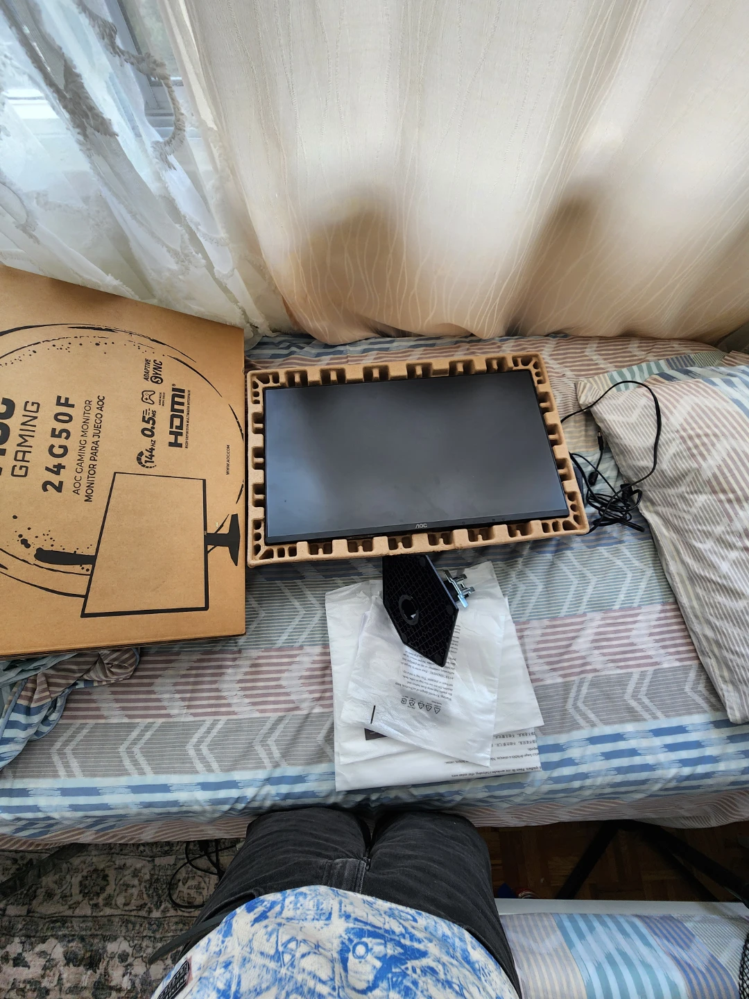 AOC 24G50F Gaming Monitor - photo 3