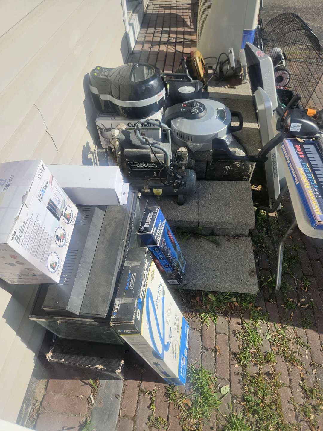 AUGUST 1ST GARAGE SALE!!!! - photo 5