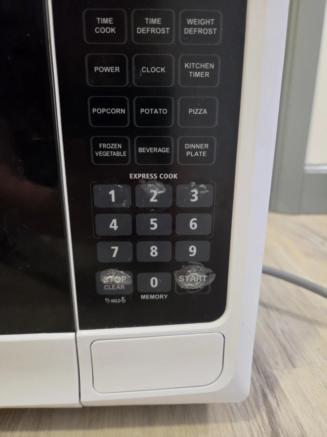 Microwave Oven - photo 3