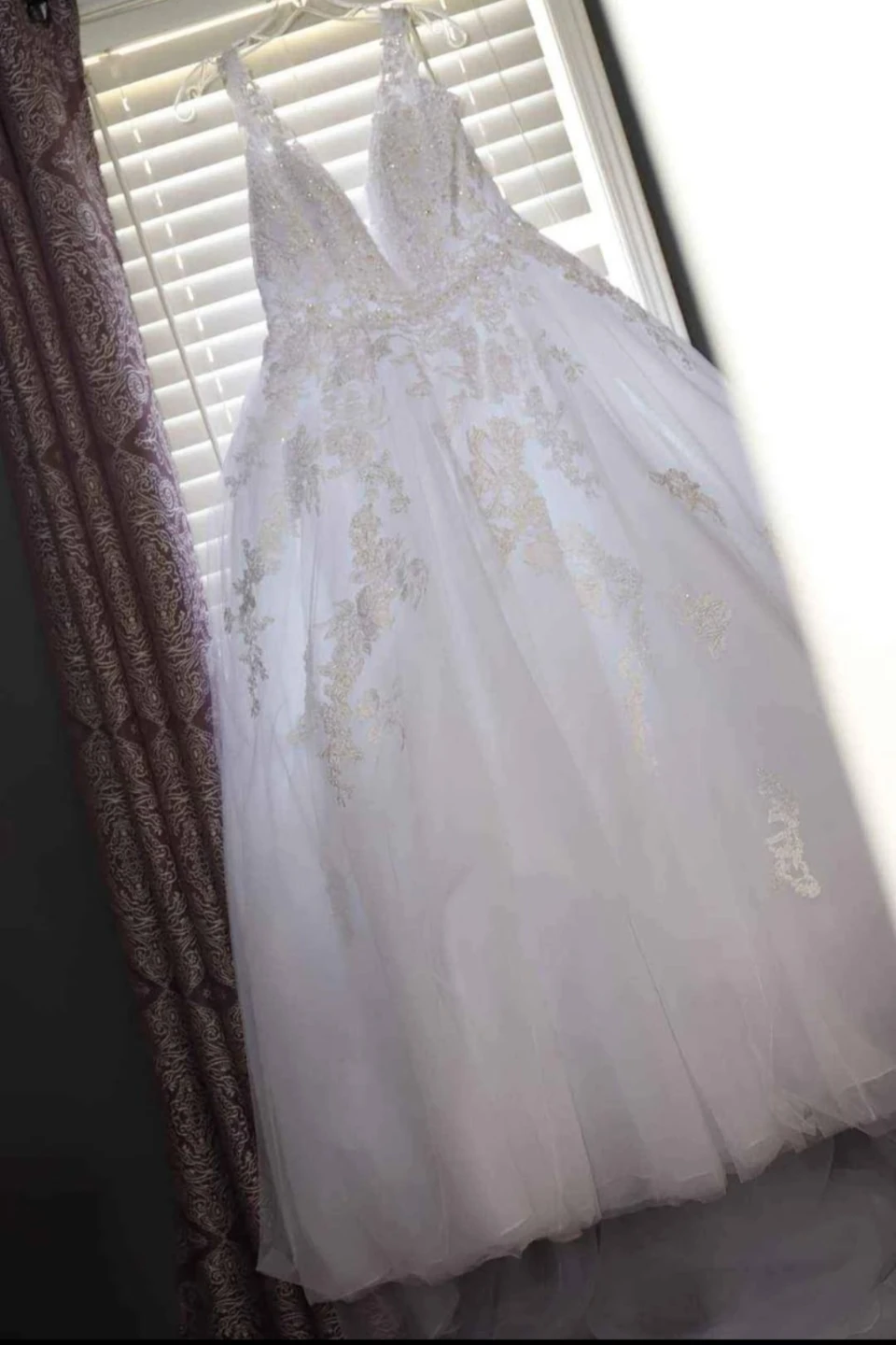 White Lace Wedding Dress