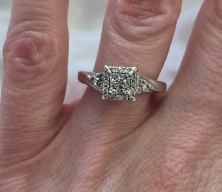 14kt White Gold Diamond Ring - photo 2