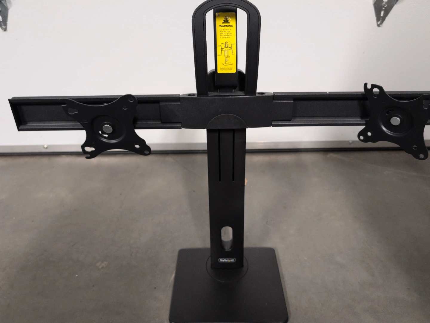 StarTech.com Dual Monitor Desk Mount - photo 2