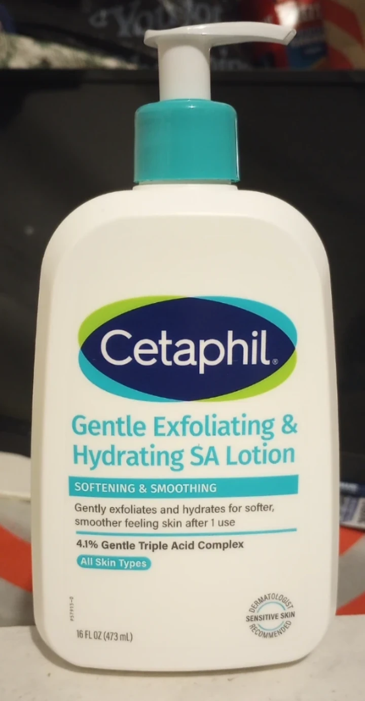 Cetaphil Gentle Exfoliating & Hydrating SA Lotion
