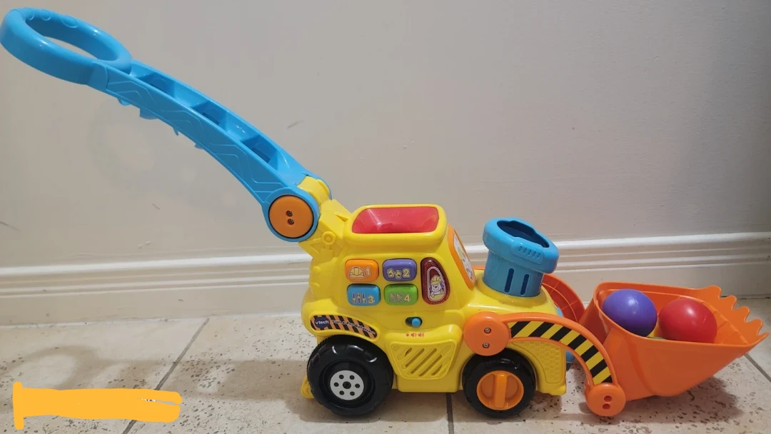 VTech Pop-a-Balls Push & Pop Bulldozer (12-36 Months)