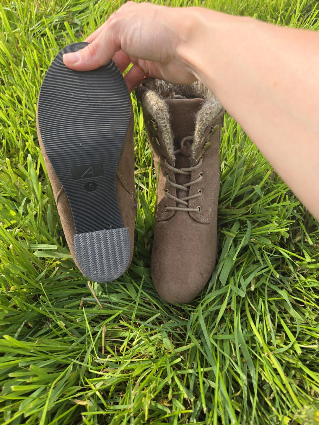 Size 6 Heels - photo 2