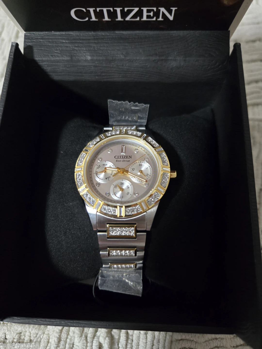 Citizen Eco-Drive Women's Watch with Diamond Bezel - photo 2