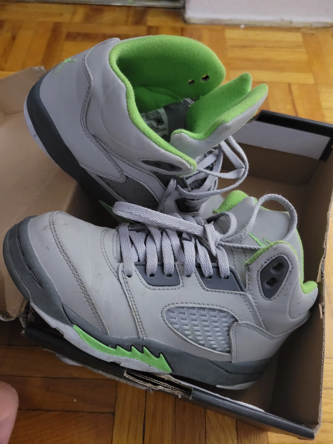 Jordan 5 green bean - kids size 13c - photo 2