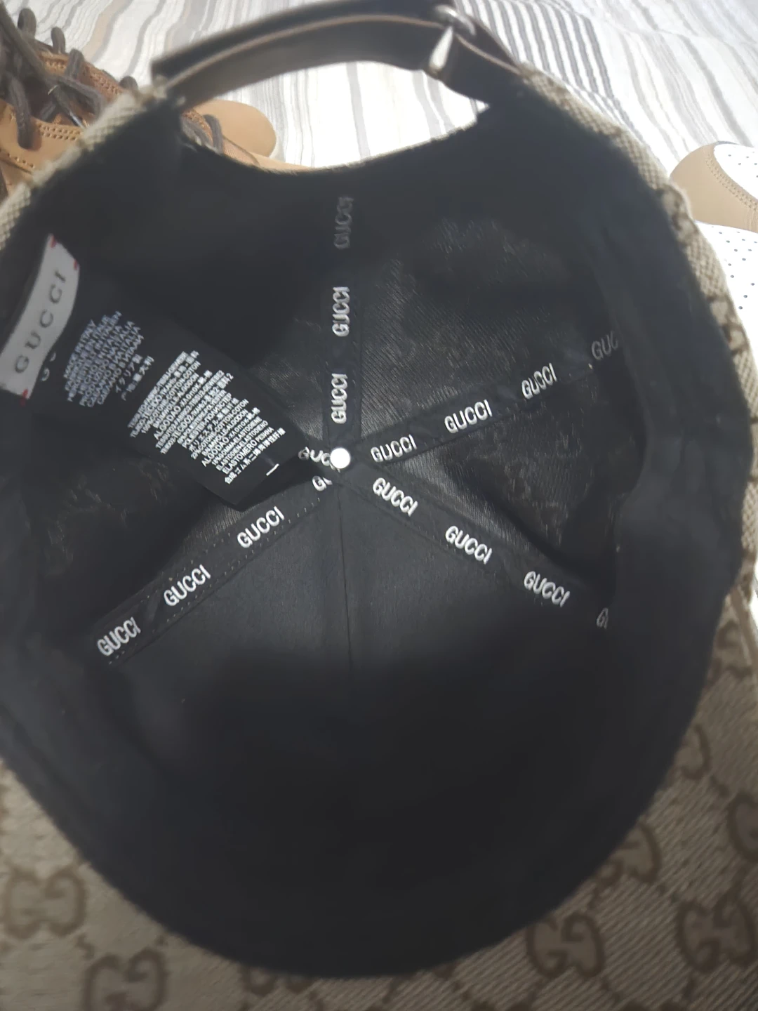 Gucci Baseball Cap need all of it gone ASAP  NEGOTIABLE - photo 5