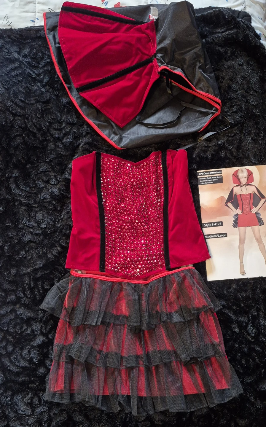 3-Piece Cruel Intentions Costume Medium/Large