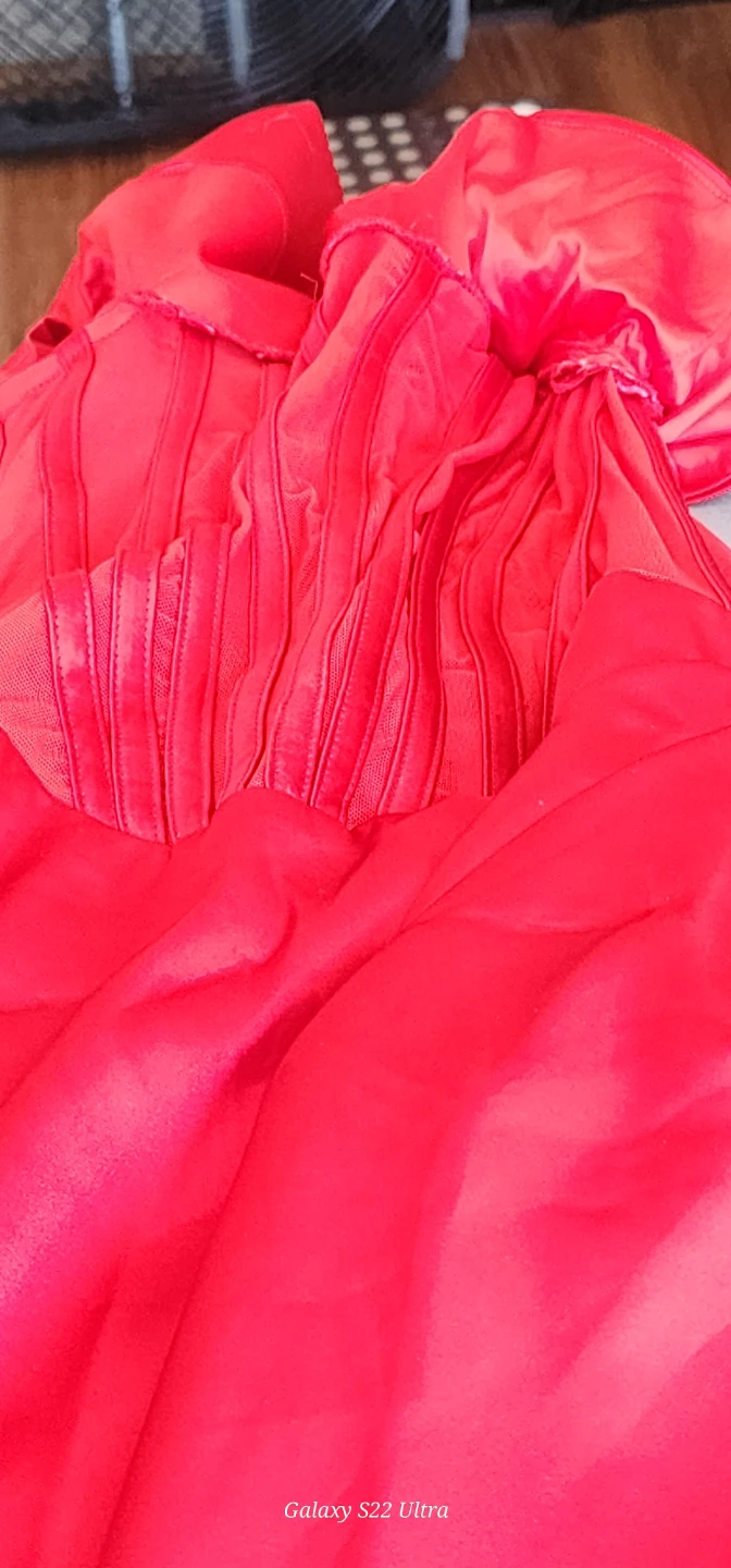 Beautiful simply red dress
