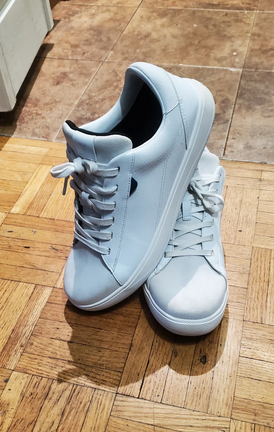 VESSI Shoes Size 9 - photo 2