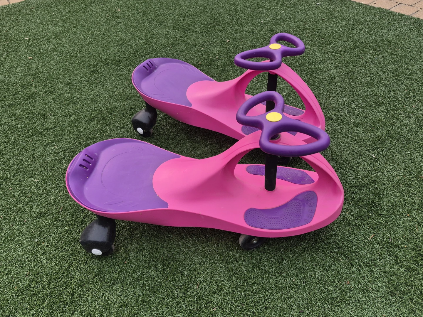 Plasma Cars. Pink & Purple Ride-On Toy Car - photo 2
