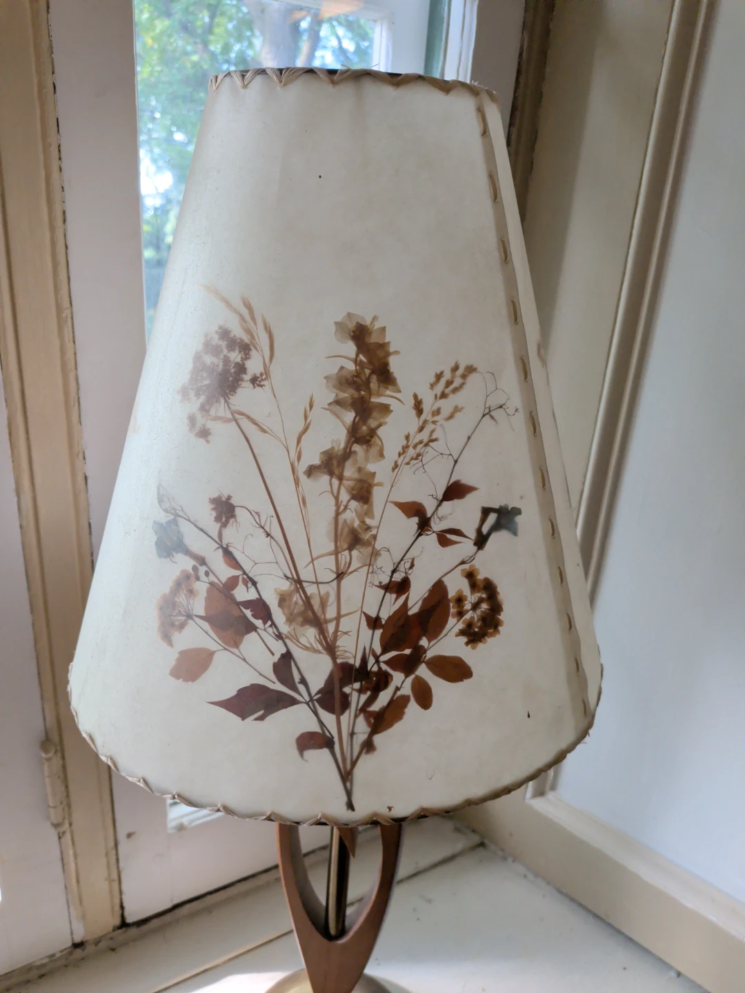 Vintage Floral Table Lamp - photo 2