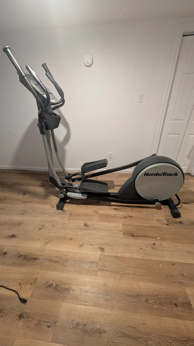 NordicTrack E73 Elliptical - photo 5