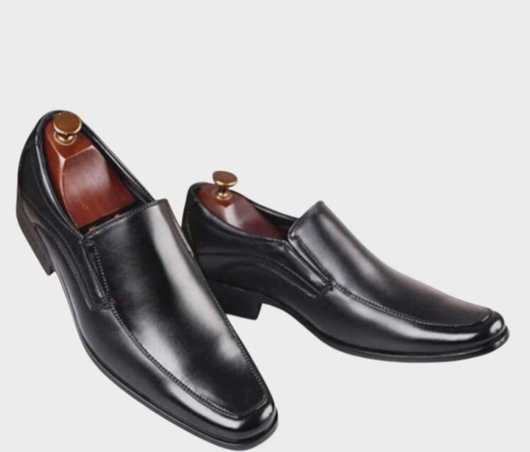 BRAND NEW Men's Black Leather Slip-On Dress Shoes size 12