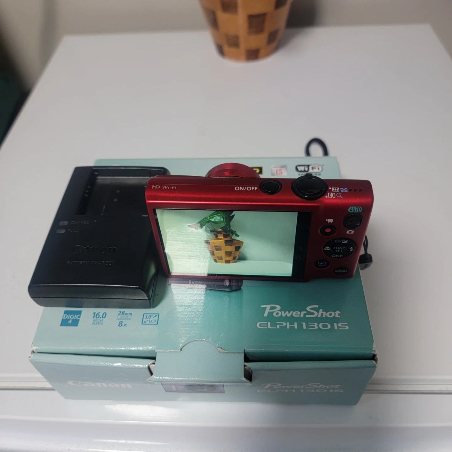 Canon PowerShot ELPH 130 IS Digital Camera - Red wifi - photo 3