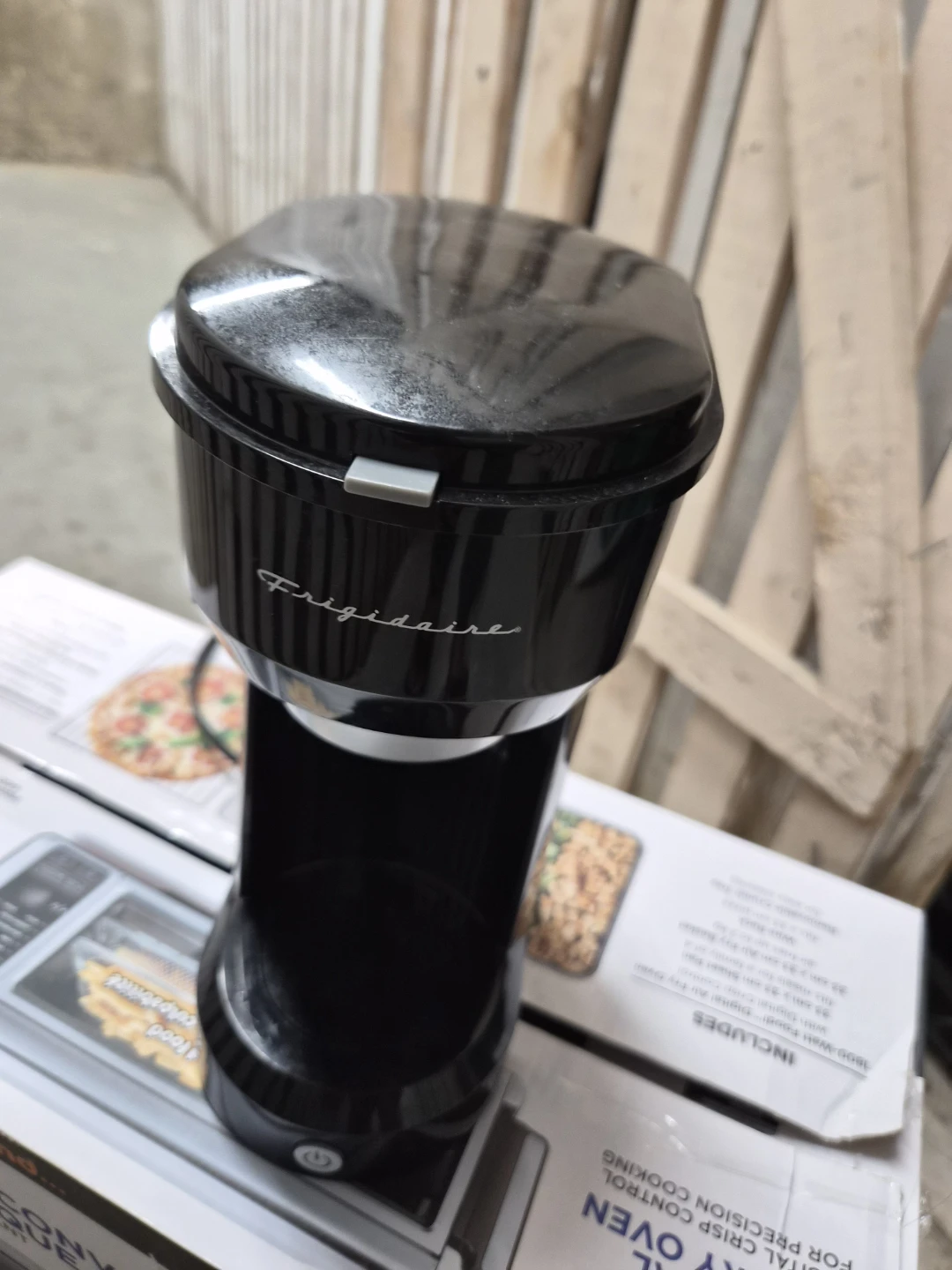 Frigidaire Black Single Serve Coffee Maker - photo 2