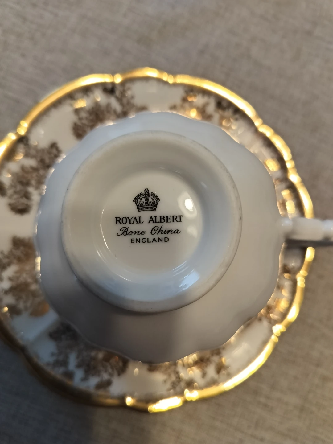 Royal Albert Bone China Teacup and Saucer Set - photo 2