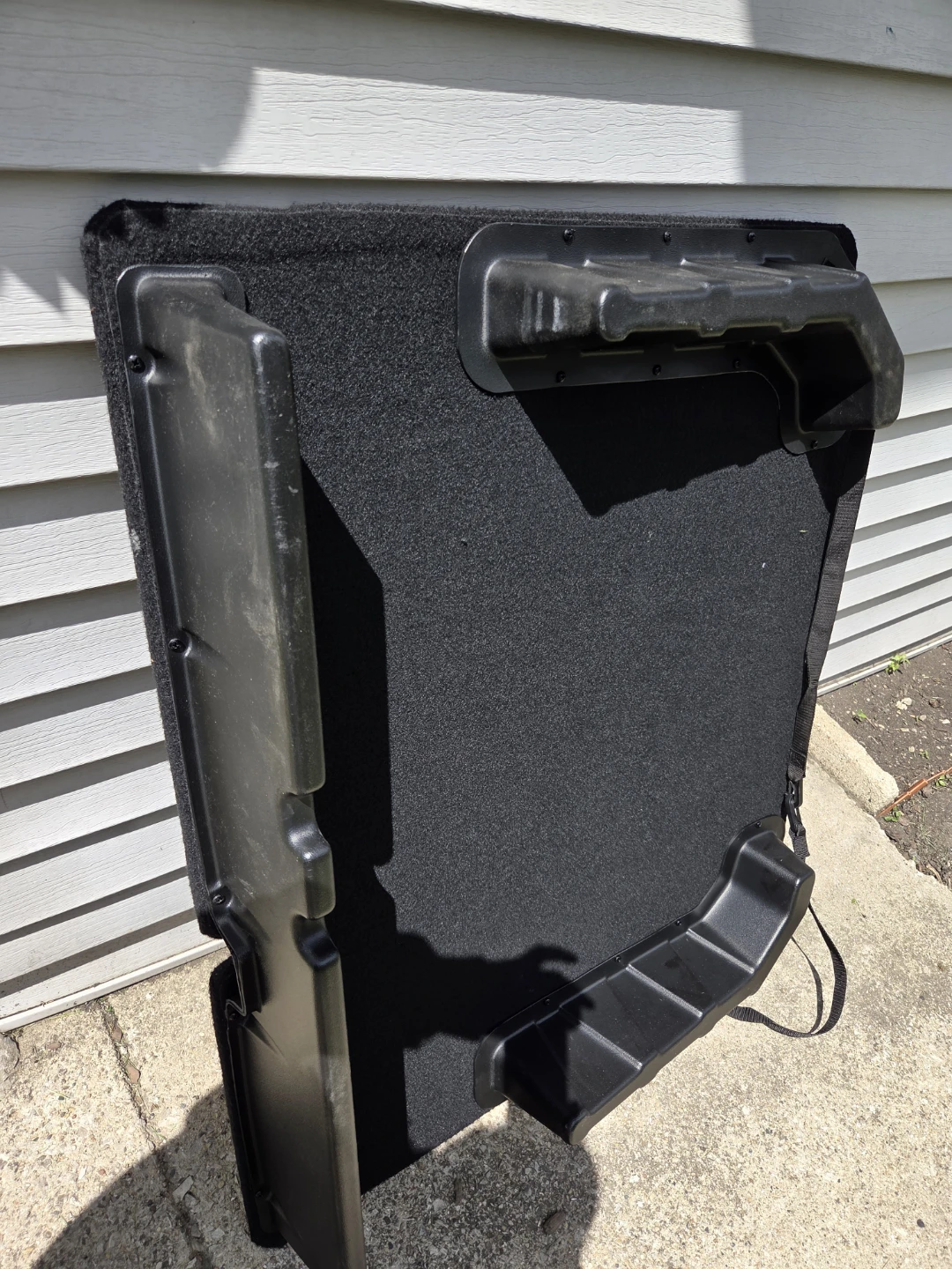 NISSAN TRUNK COVER