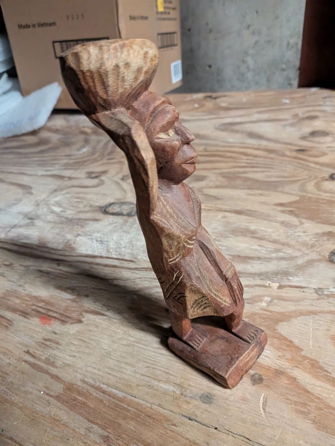 Carved Wooden Figurine - photo 3