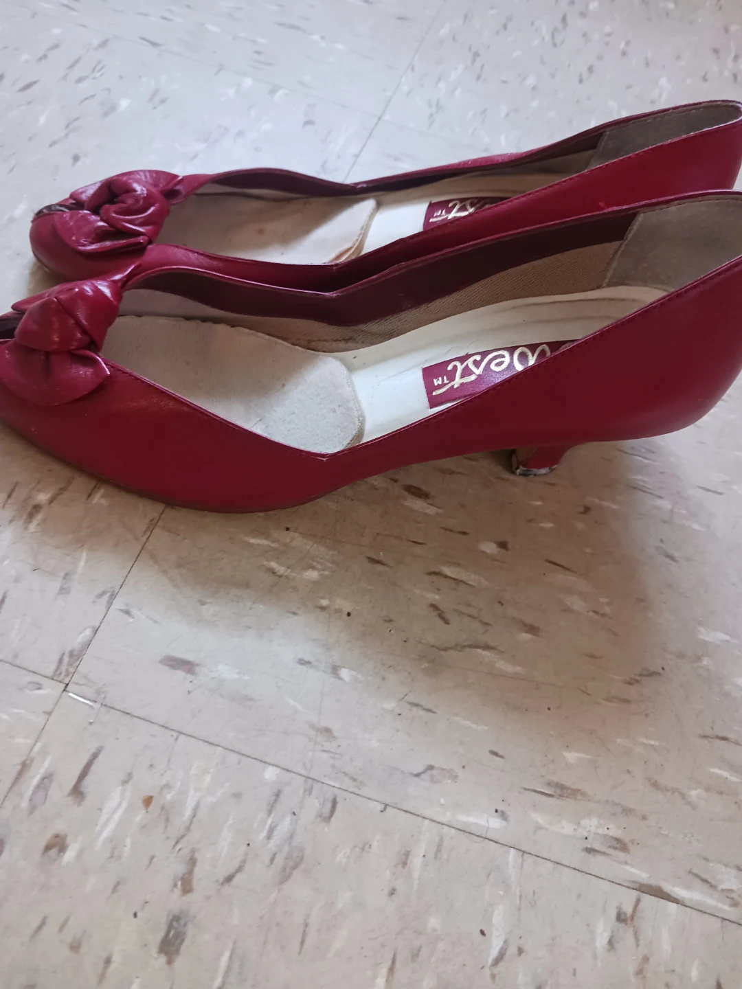 Red 9 West Heels with Bow Accent - photo 2
