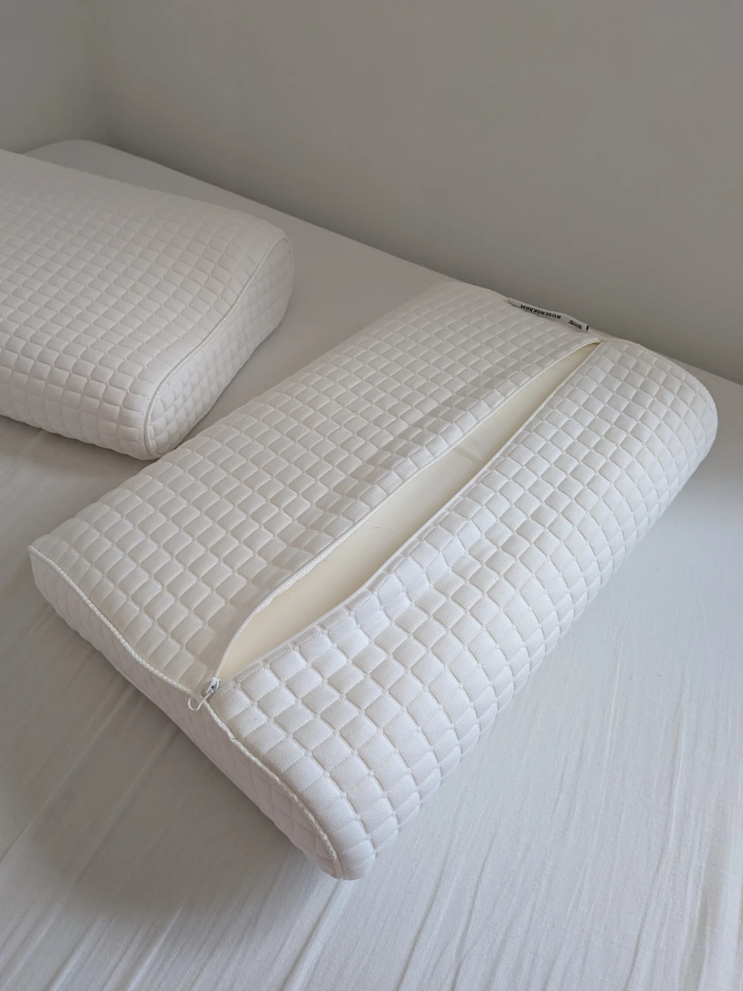 Queen Gel Memory Foam Mattress + Bed Frame + 2 pillow cases - photo 5