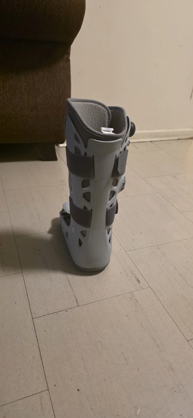 AirCast Walking Boot - photo 2
