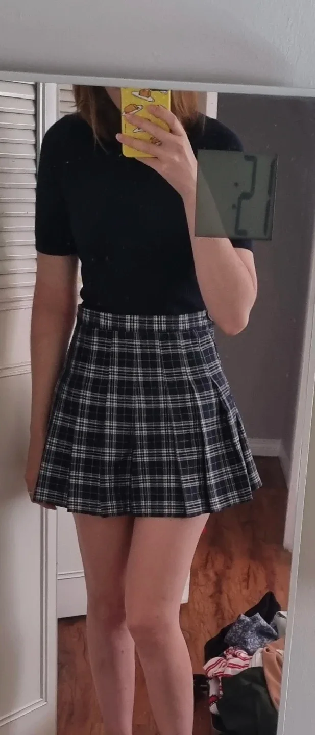 Plaid Pleated Mini Skirt